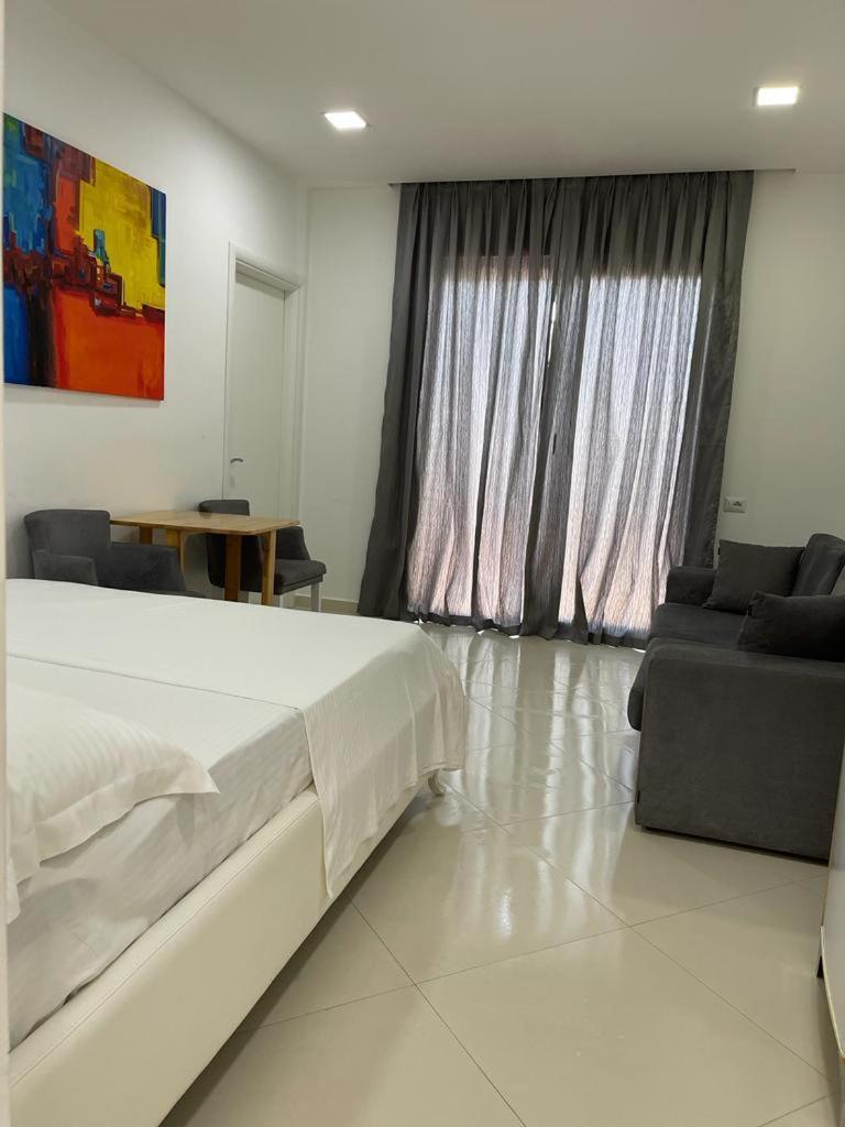 Hotel Adria Shëngjin Esterno foto