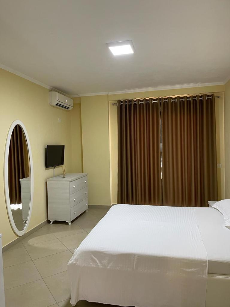 Hotel Adria Shëngjin Esterno foto