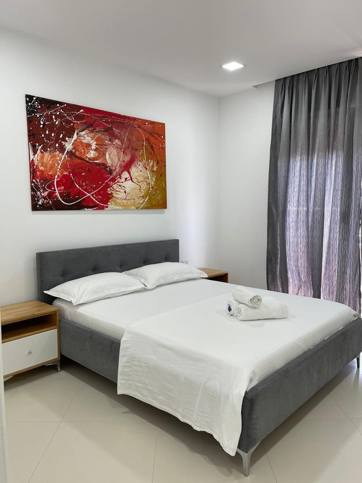 Hotel Adria Shëngjin Esterno foto