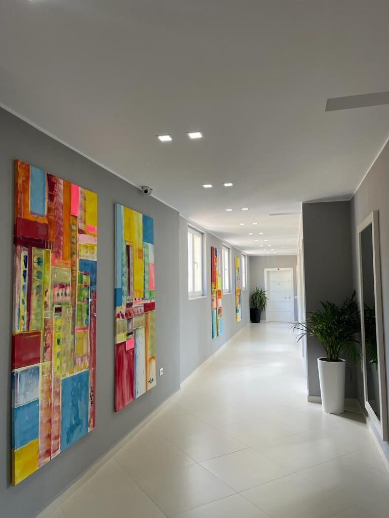 Hotel Adria Shëngjin Esterno foto