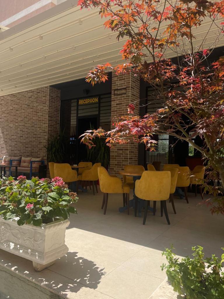 Hotel Adria Shëngjin Esterno foto