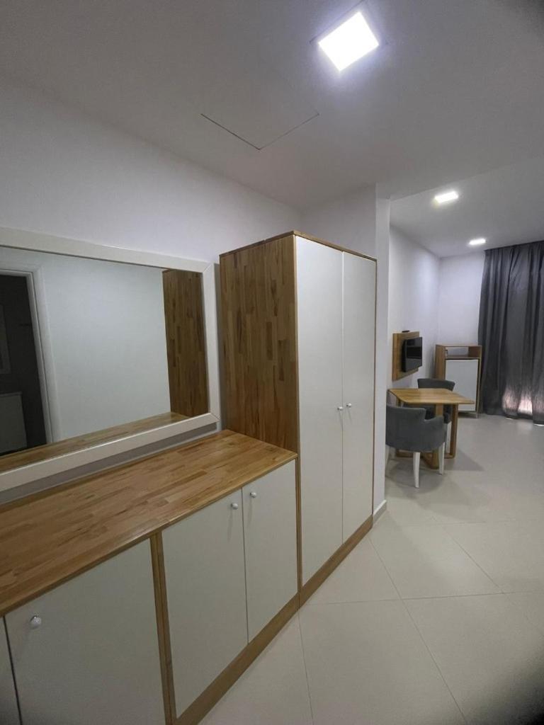 Hotel Adria Shëngjin Esterno foto